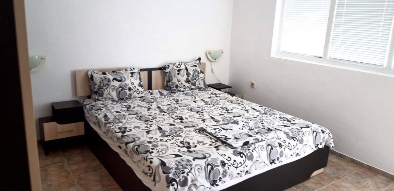 Family House Primorsko Exterior foto